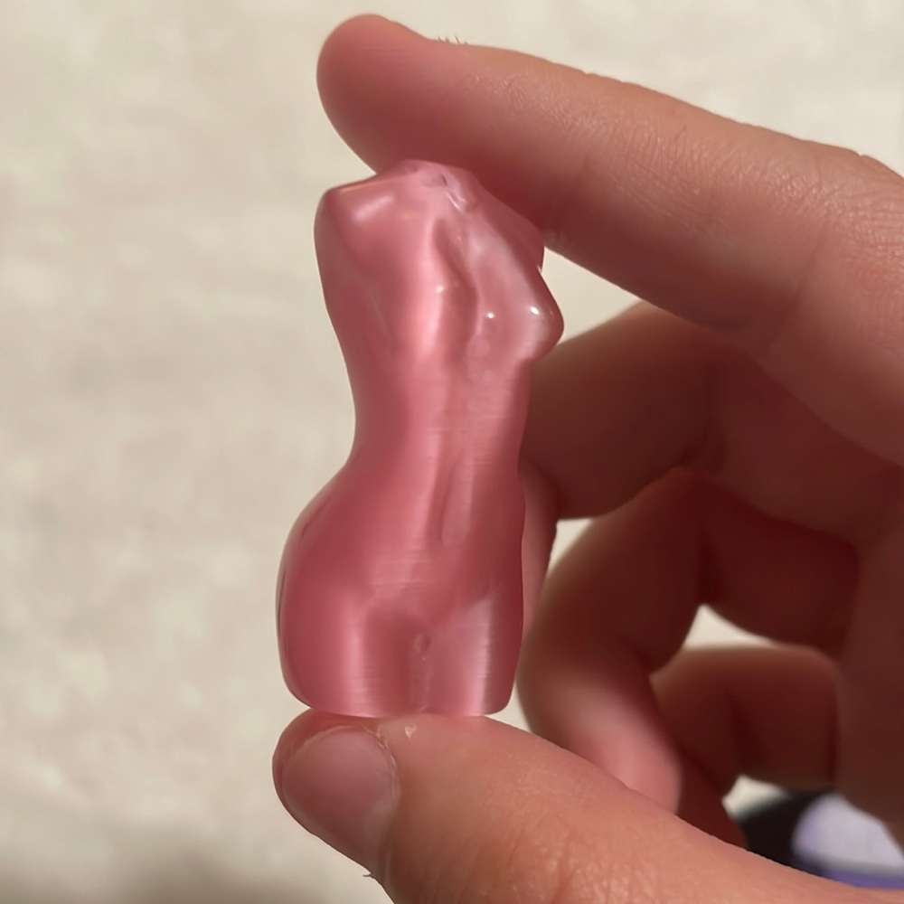 Lady Body Catseye Crystal Carving